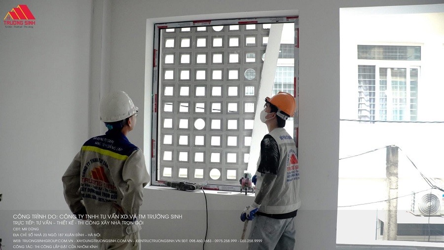 Kiểm tra cửa nhôm kính sau lắp đặt